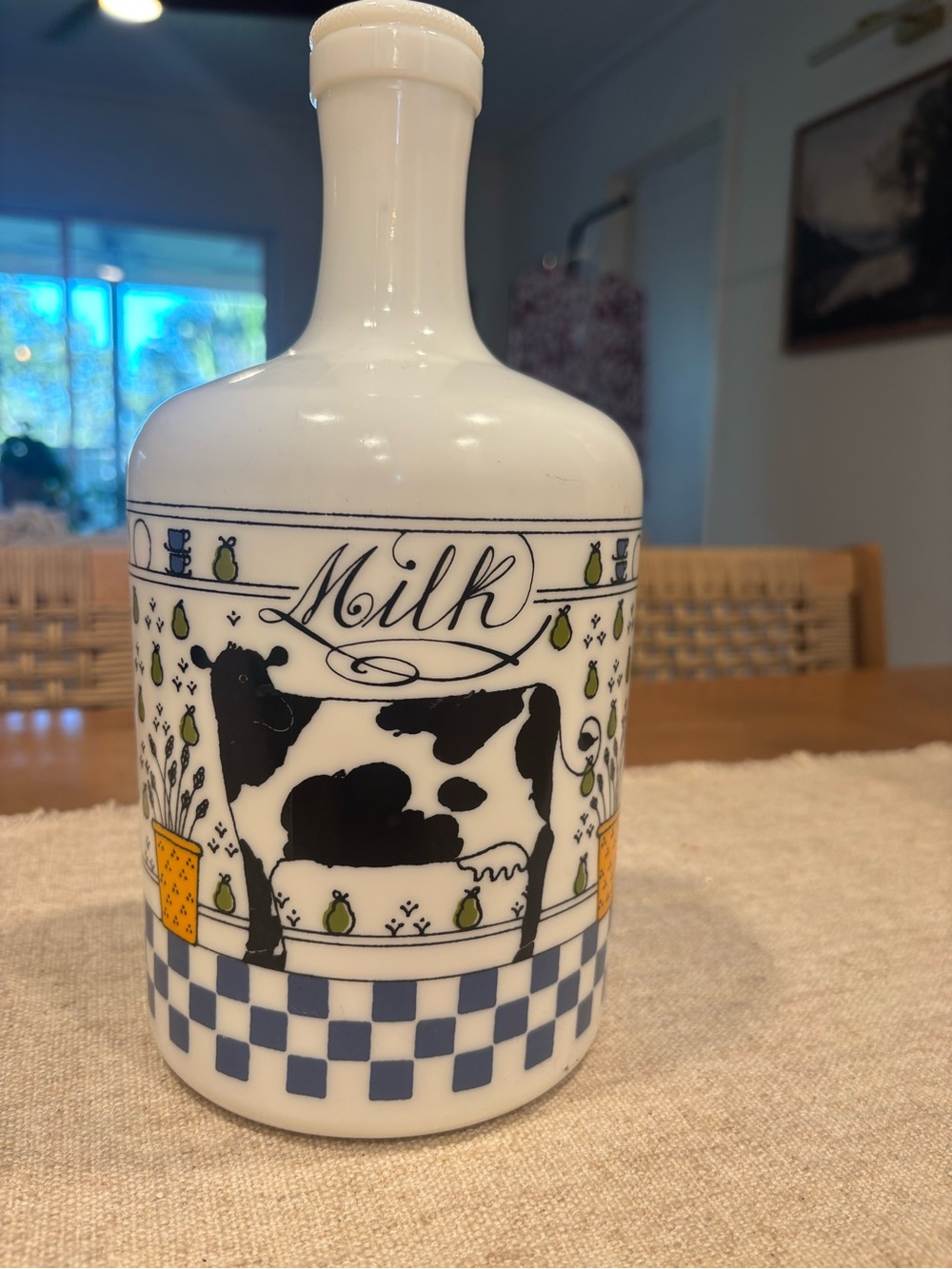 Vintage 1982 Alan Wood Lillian Vernon Cow Milk Glass Jug